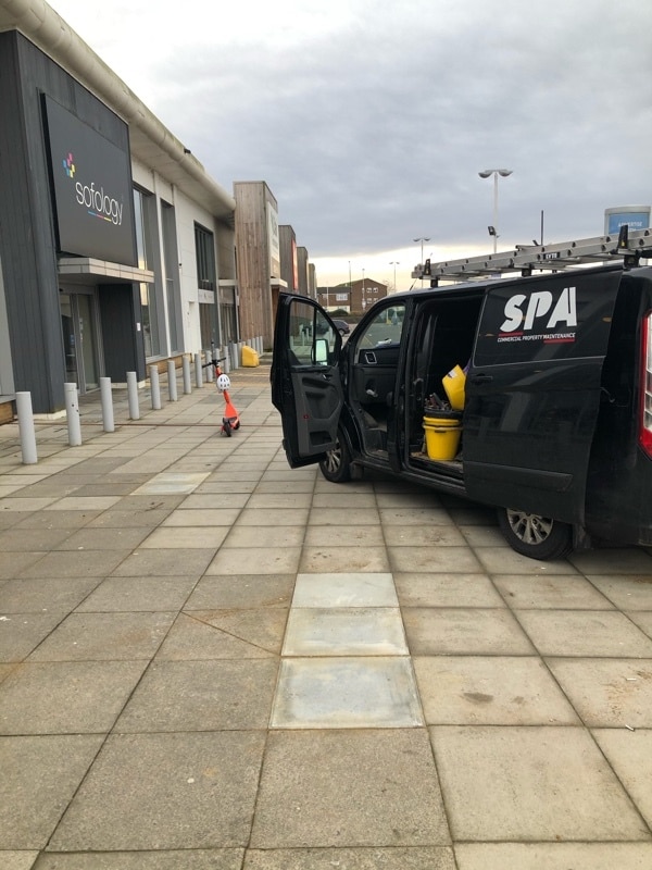 SPA is a commercial property maintenance company covering London, Greater London, the South East of England (including Cambridge, Watford, Reading, Guilford and Maidstone), South Yorkshire (Sheffield) and the Midlands (including Northampton, Milton Keynes, Luton, Oxford, Birmingham, Leicester, Derby, Nottingham, Peterborough, Coventry)