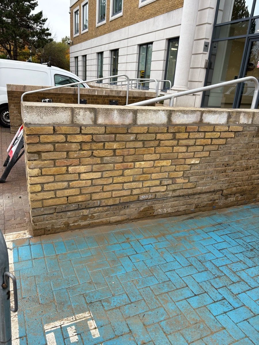 SPA is a commercial property maintenance company covering London, Greater London, the South East of England (including Cambridge, Watford, Reading, Guilford and Maidstone), South Yorkshire (Sheffield) and the Midlands (including Northampton, Milton Keynes, Luton, Oxford, Birmingham, Leicester, Derby, Nottingham, Peterborough, Coventry)